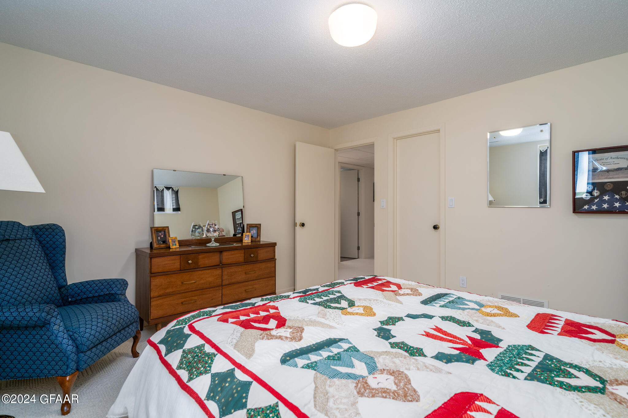 205 LEEWARD HILLS Lane