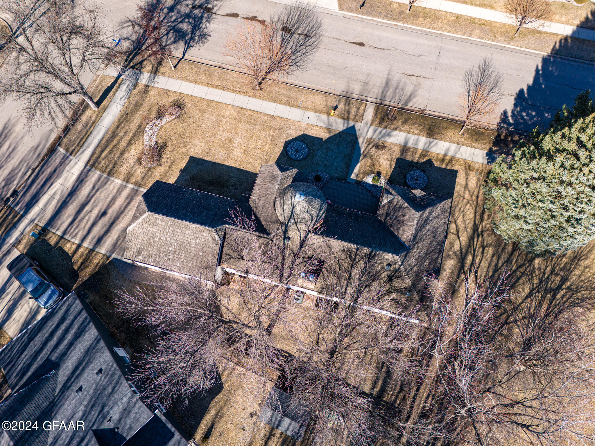 205 LEEWARD HILLS Lane