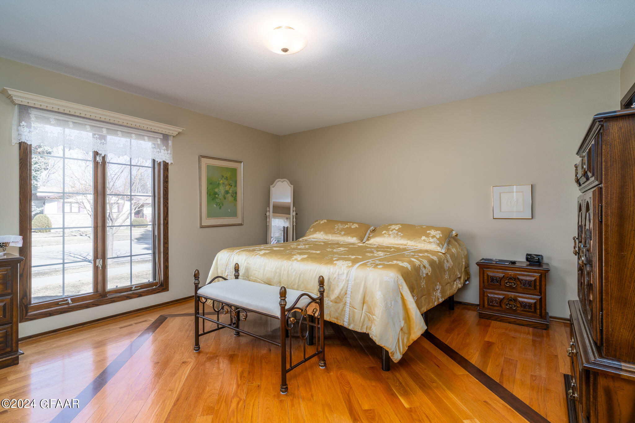 205 LEEWARD HILLS Lane