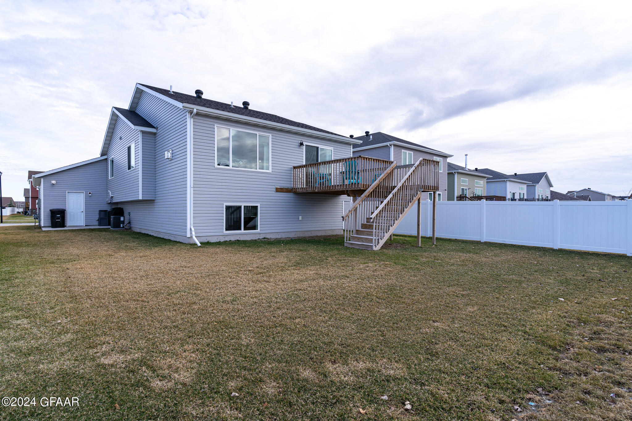 947 CEDAR BURLS Drive