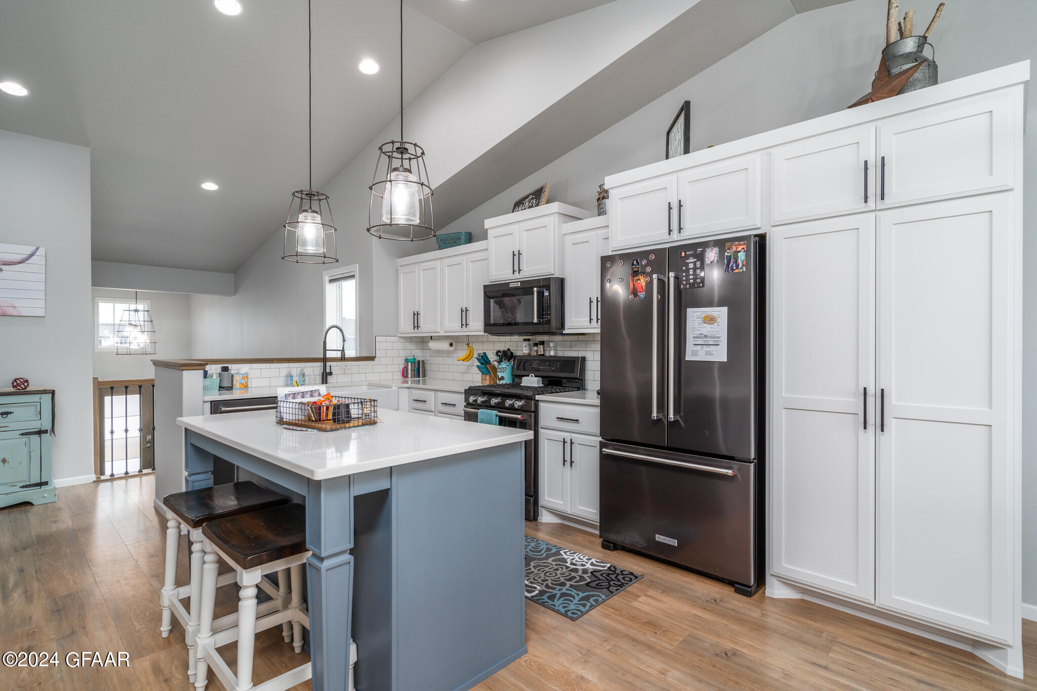 947 CEDAR BURLS Drive