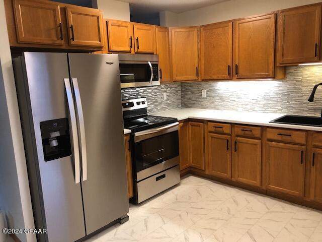 5077 WEST ELM Court