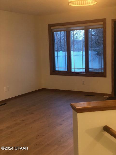 5077 WEST ELM Court