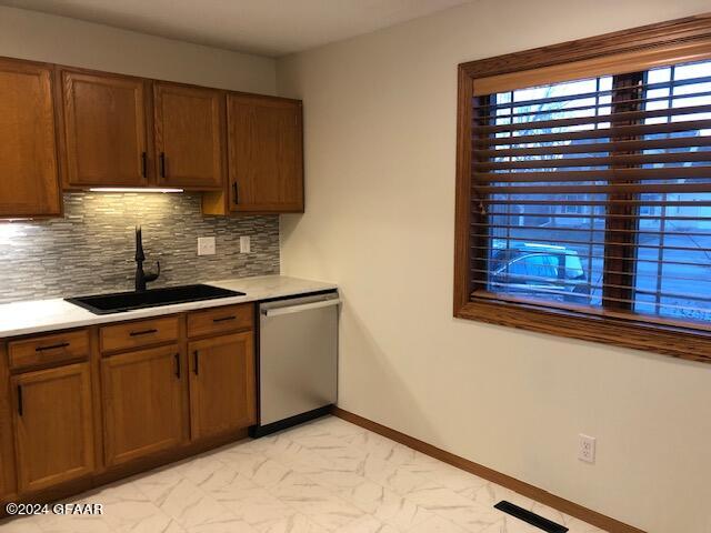 5077 WEST ELM Court