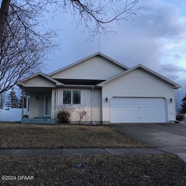 5077 WEST ELM Court