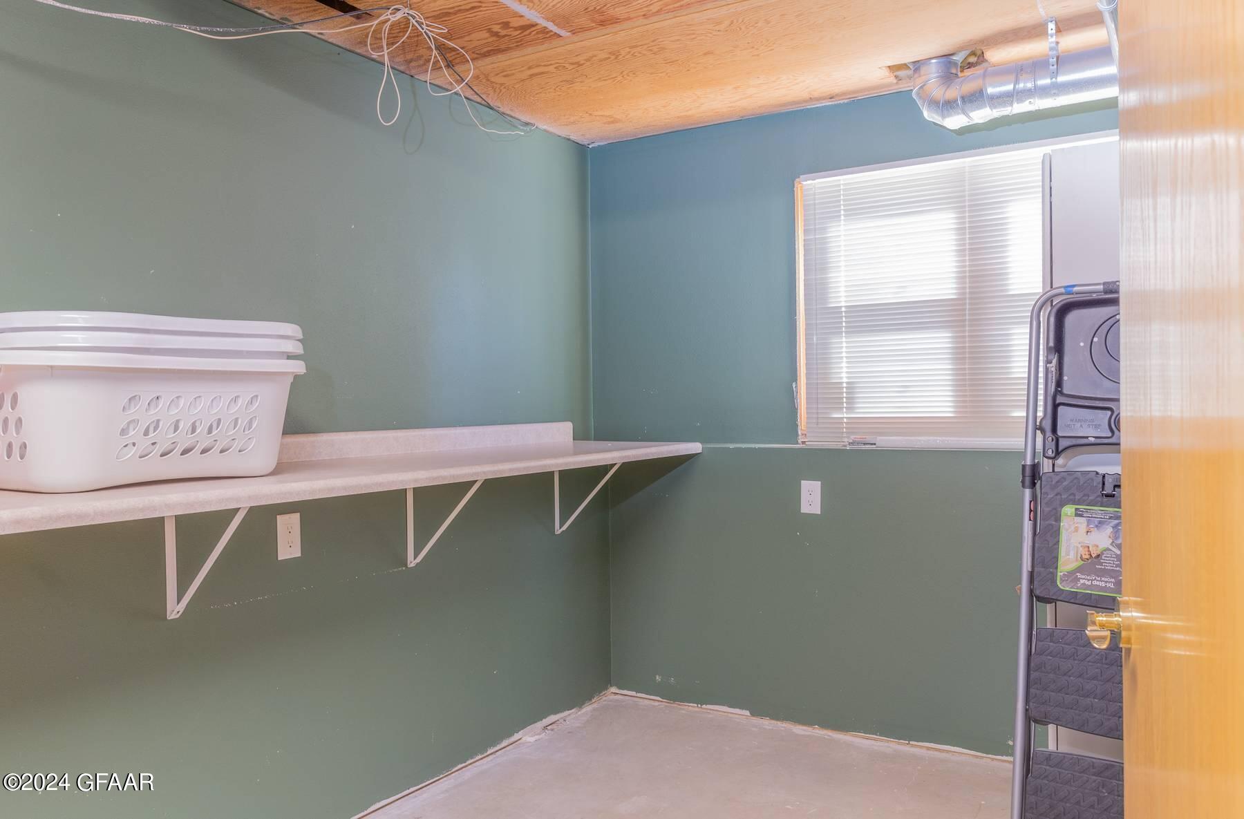 713 GREAT PLAINS Court