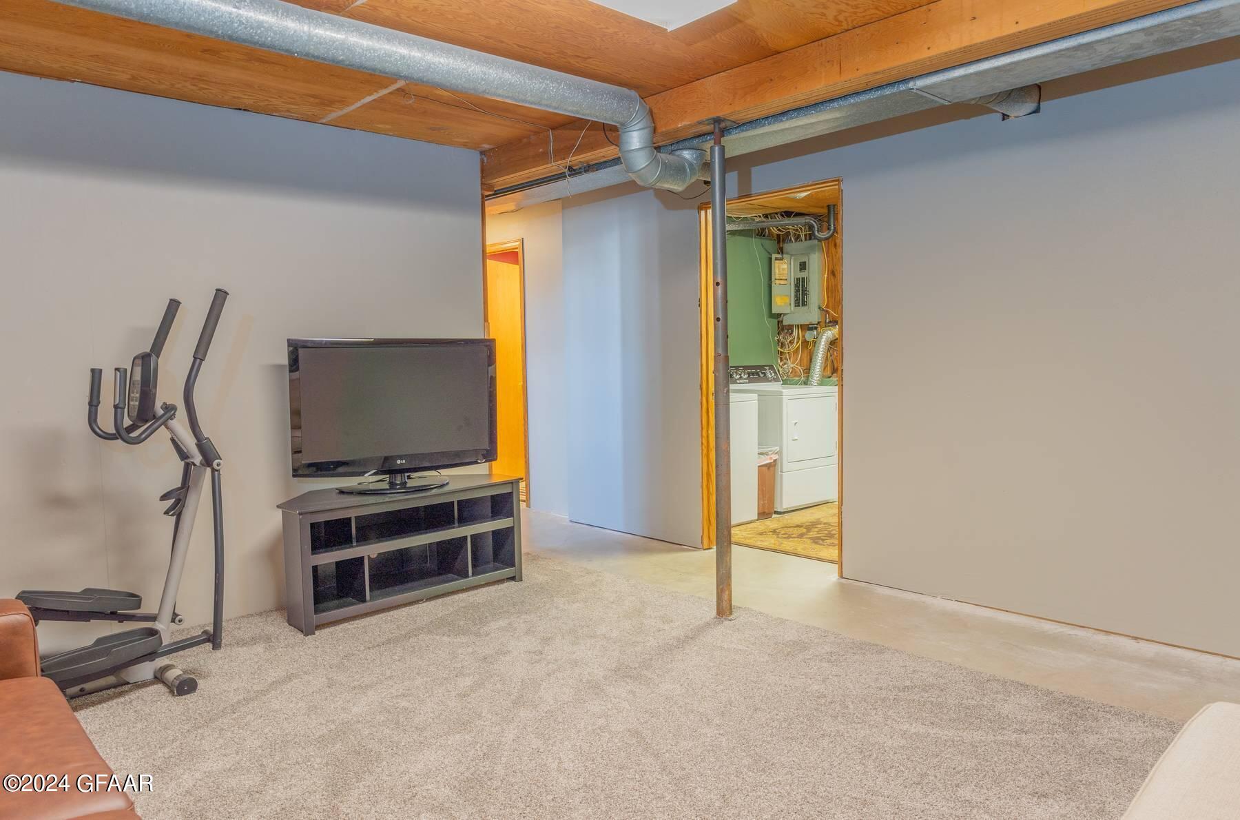 713 GREAT PLAINS Court