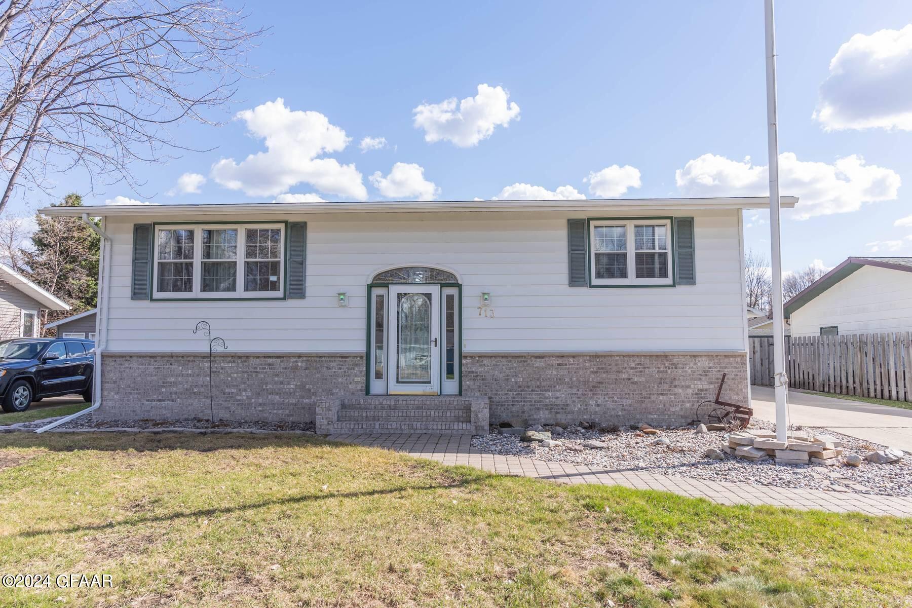 713 GREAT PLAINS Court