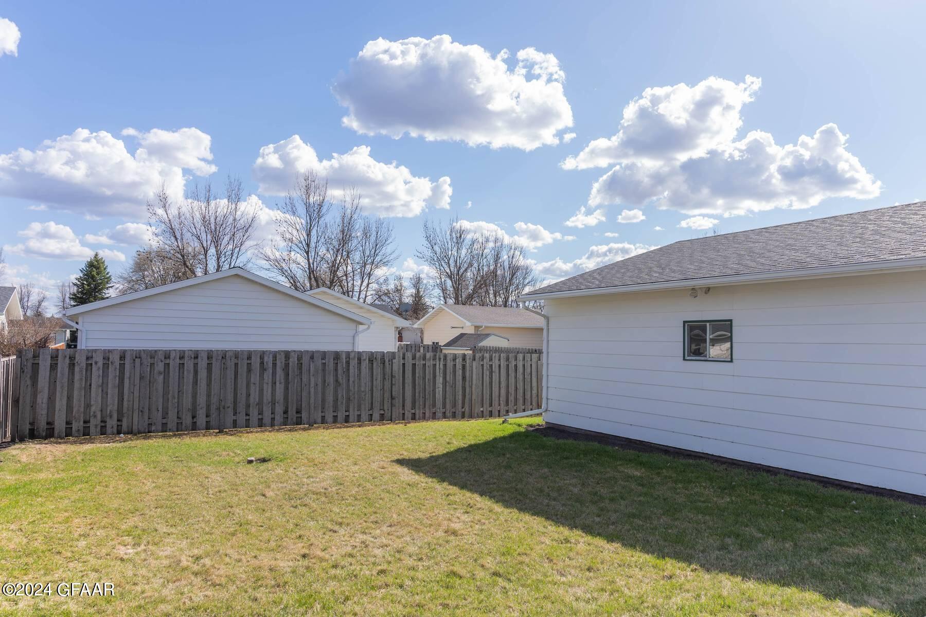 713 GREAT PLAINS Court