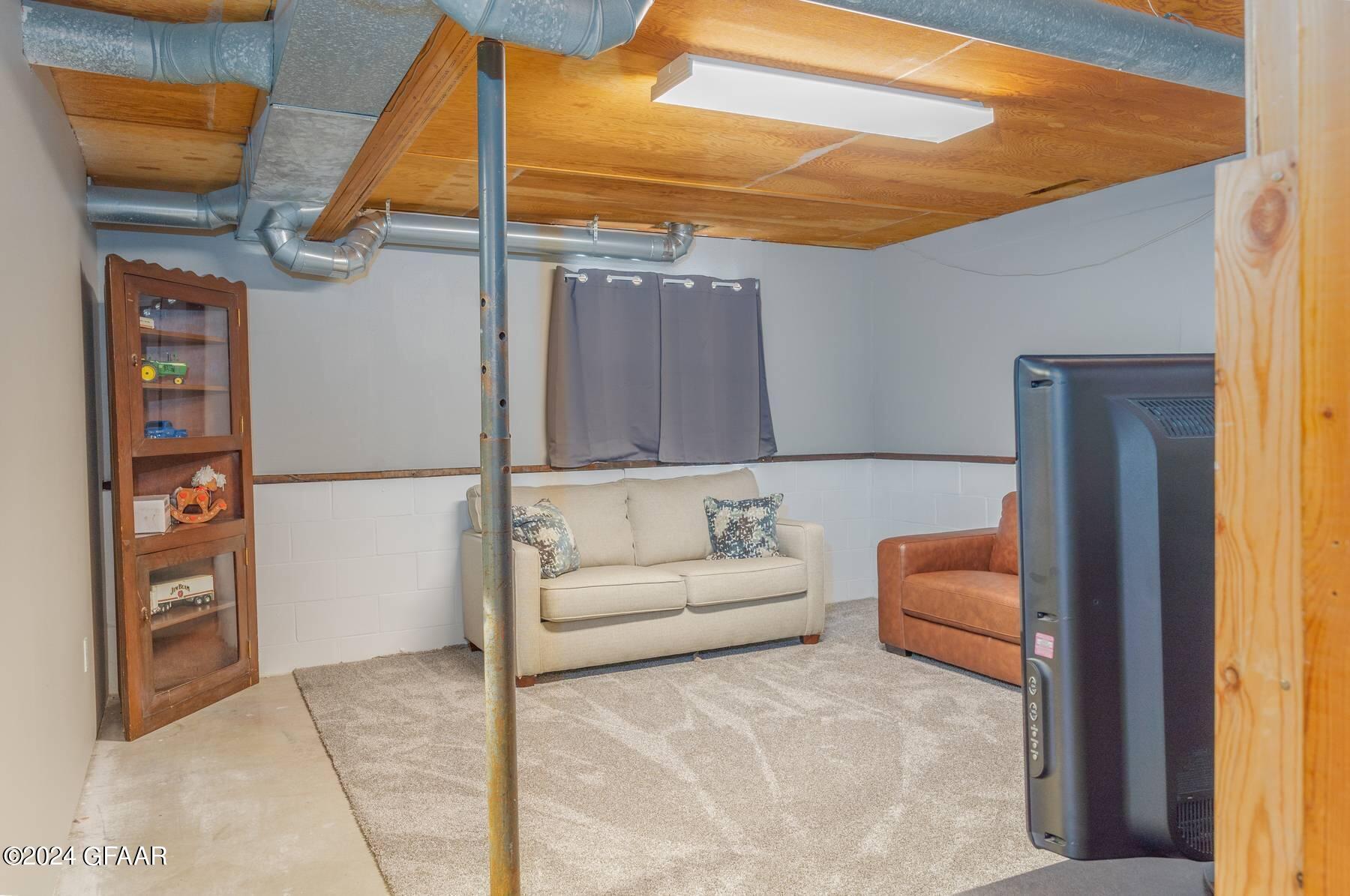 713 GREAT PLAINS Court