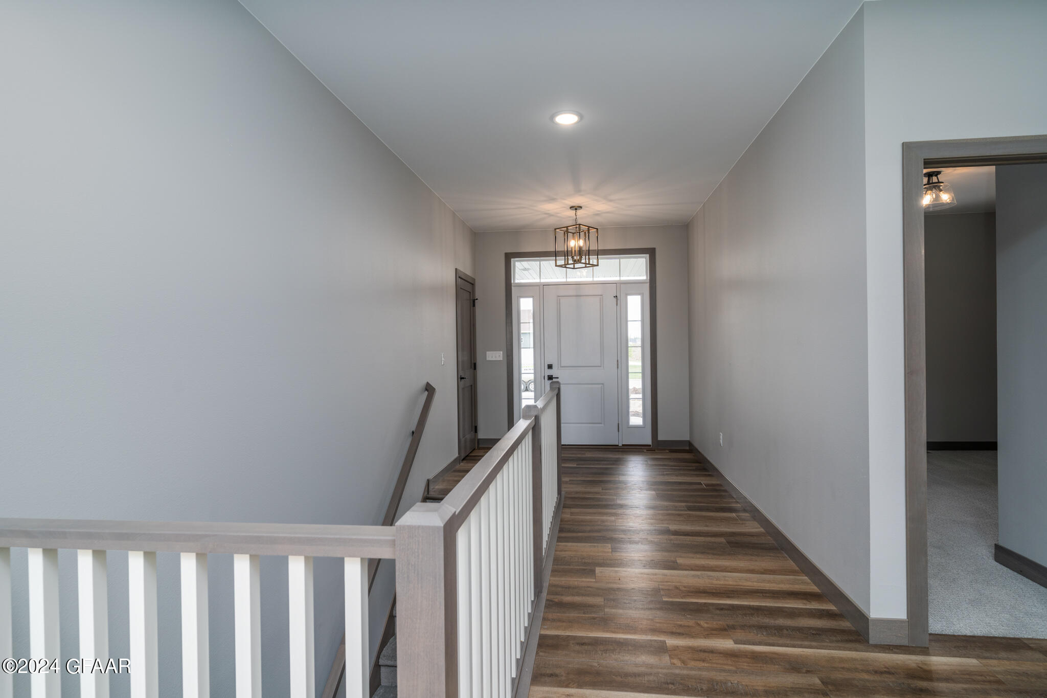 6066 W PRAIRIEWOOD Drive