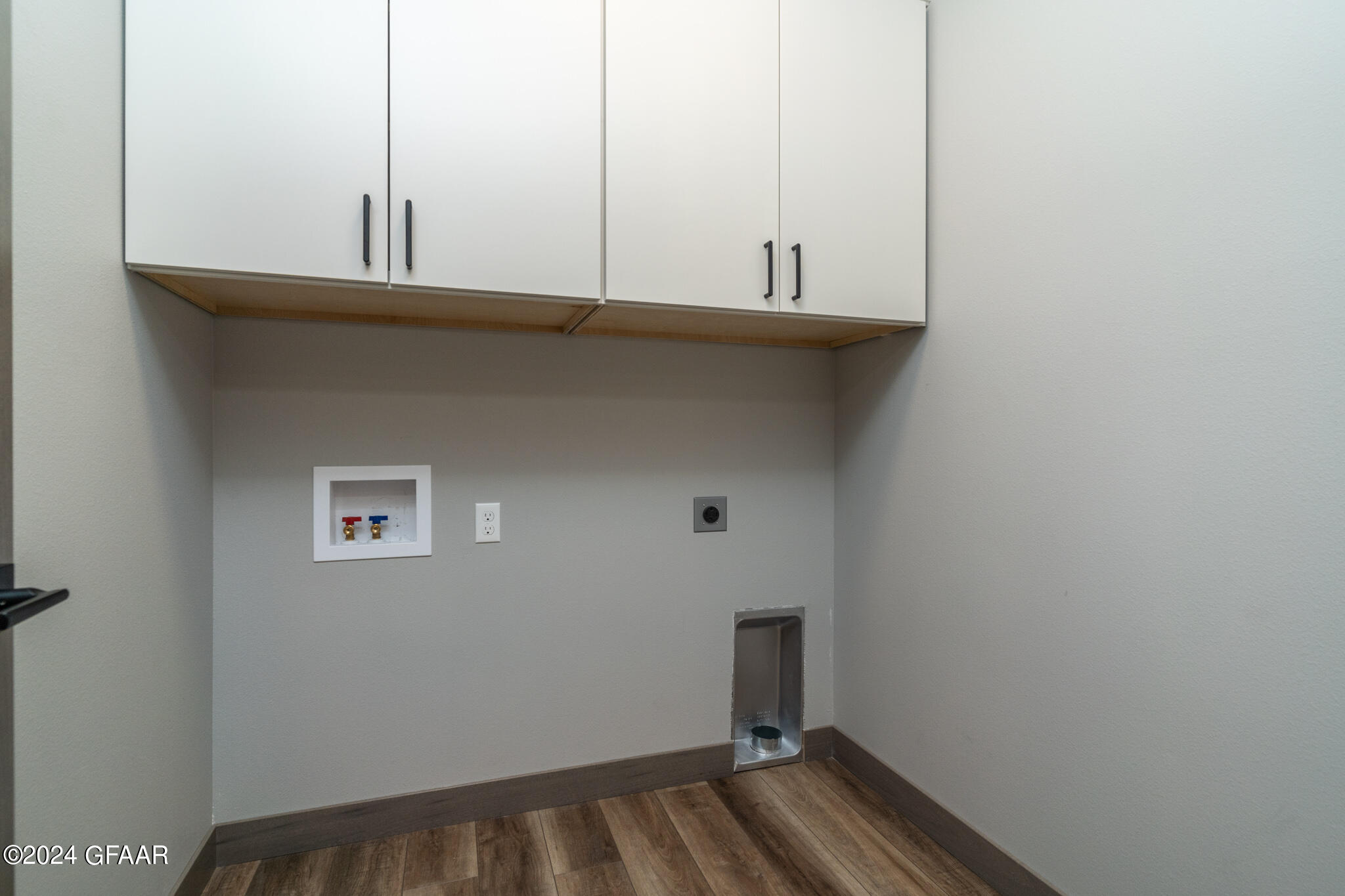 6066 W PRAIRIEWOOD Drive