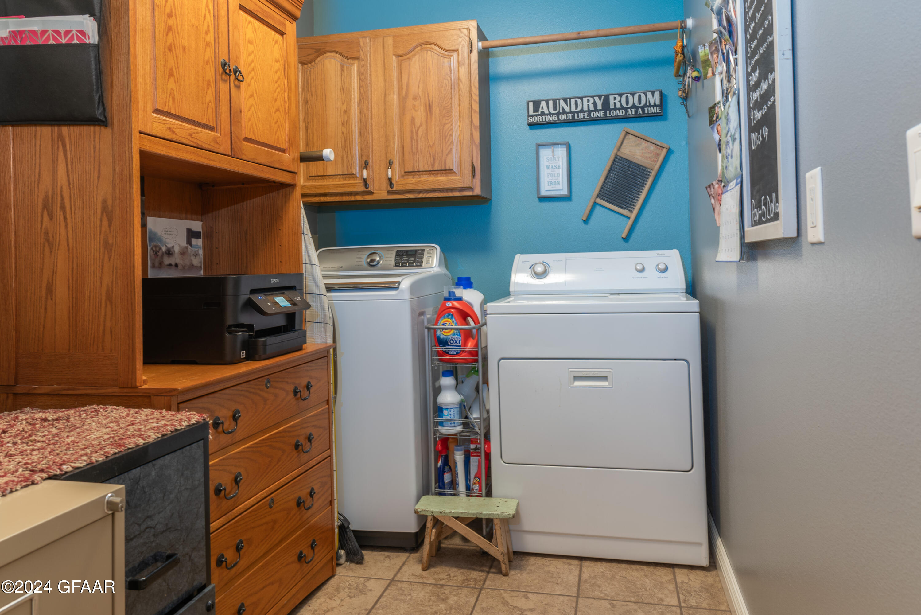 366 WOODLAND Circle