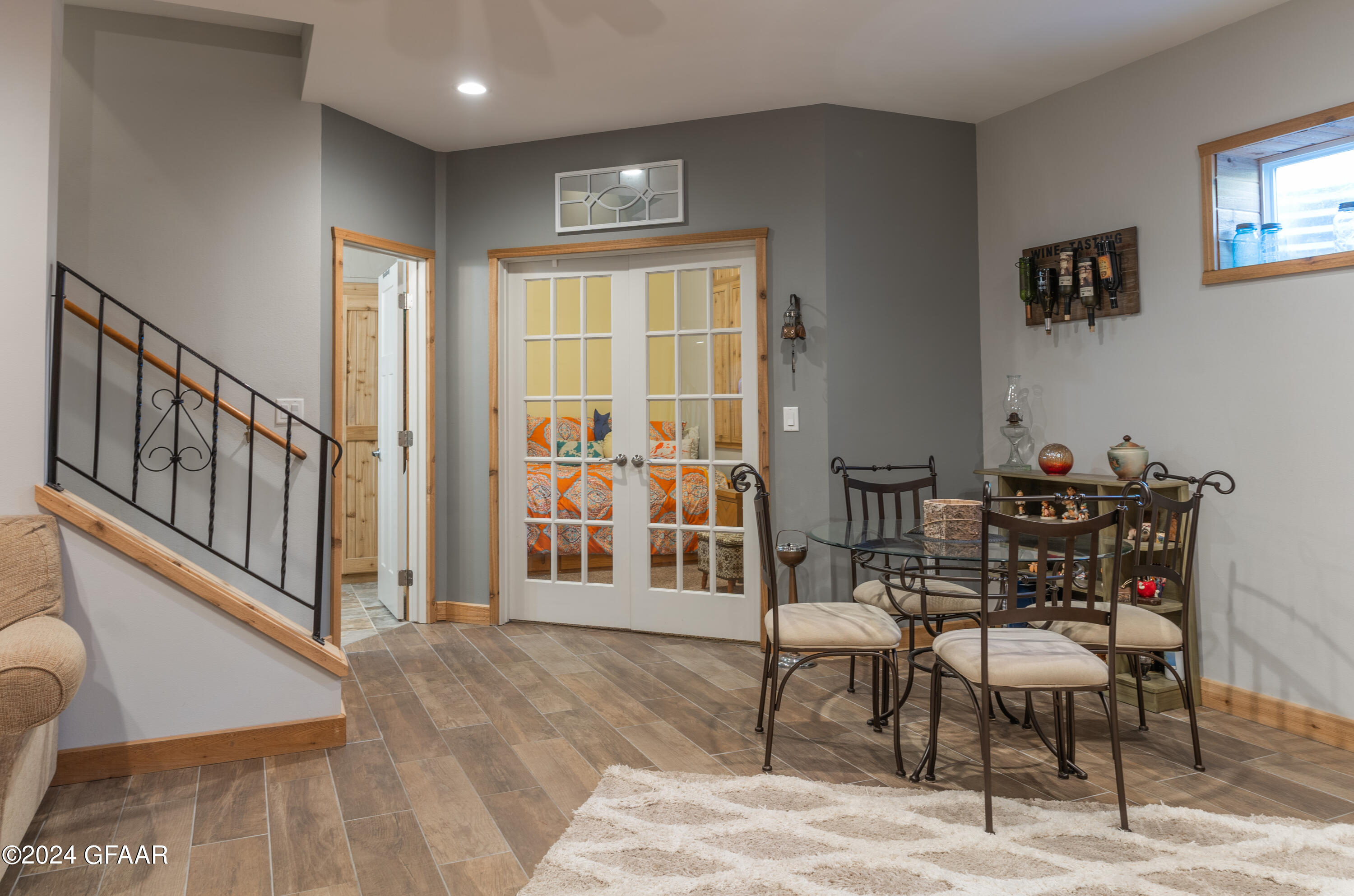 366 WOODLAND Circle