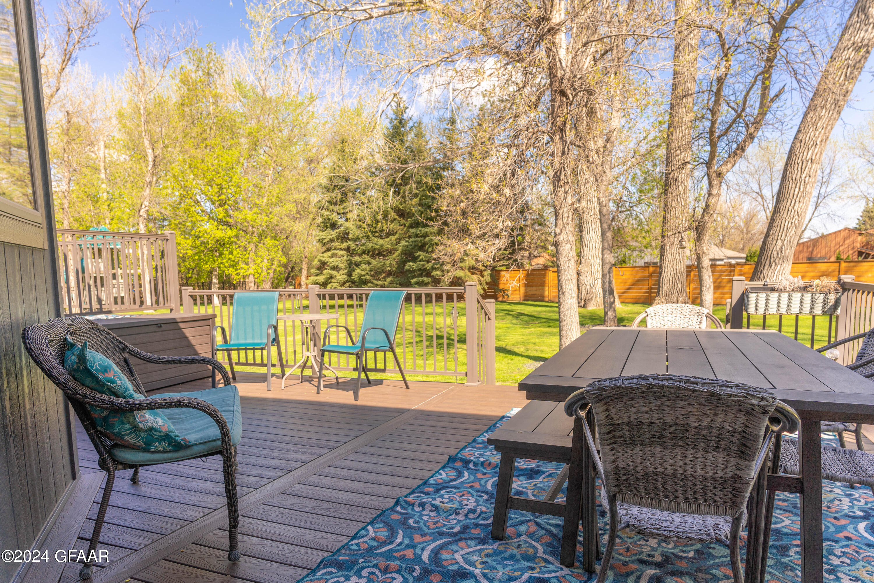 366 WOODLAND Circle
