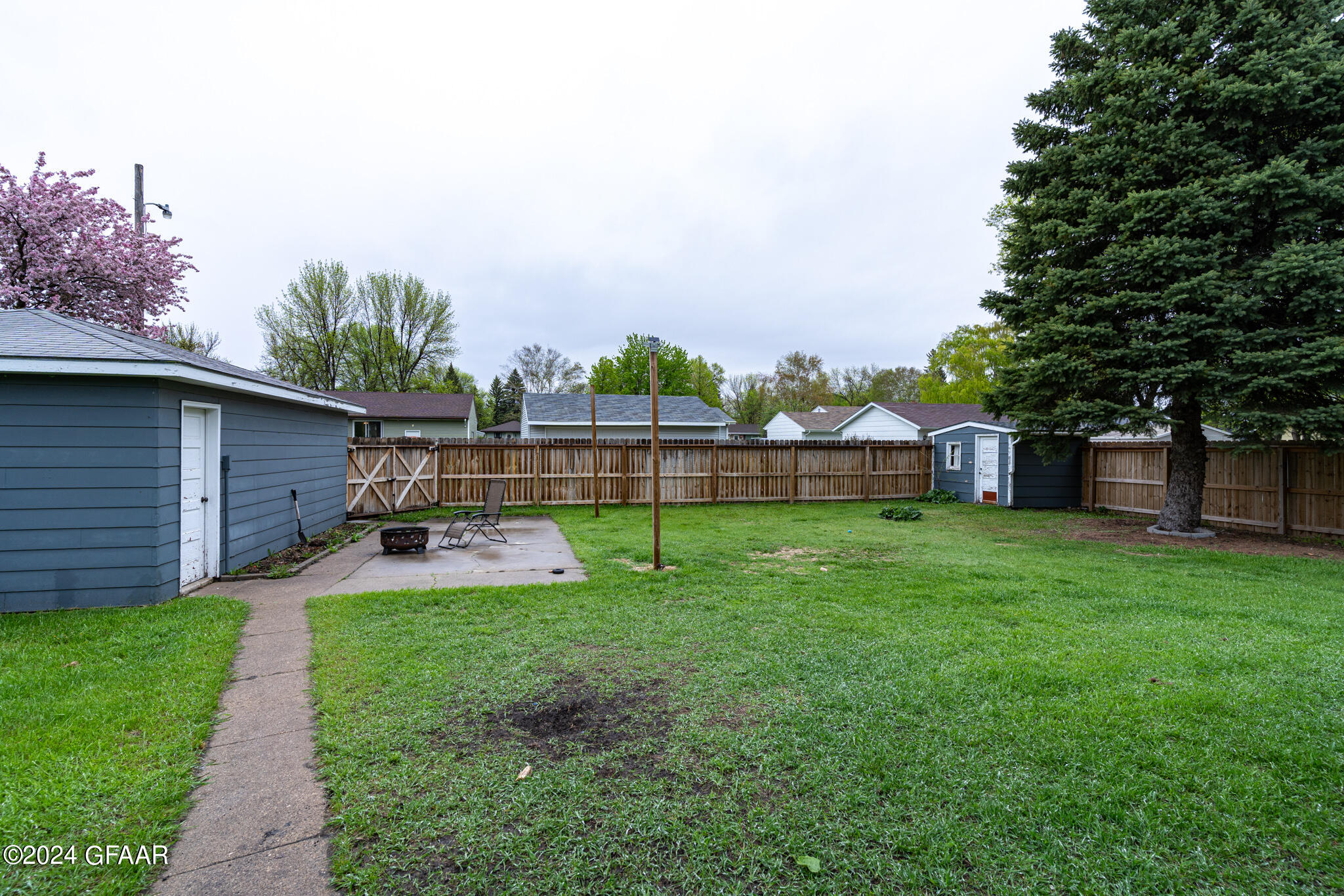 1728 RIVER Road NW