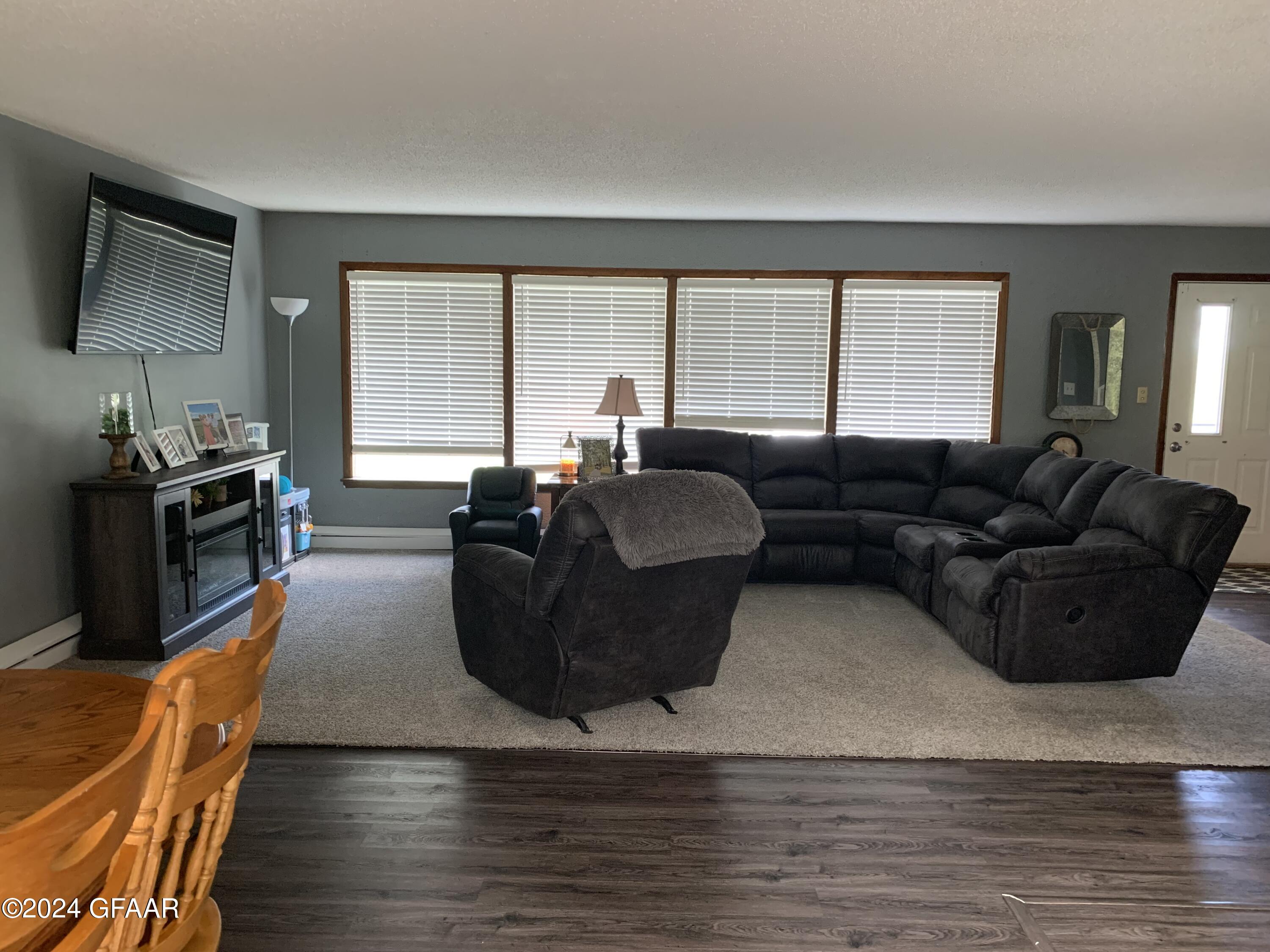 411 EMMERLING CIRCLE Circle
