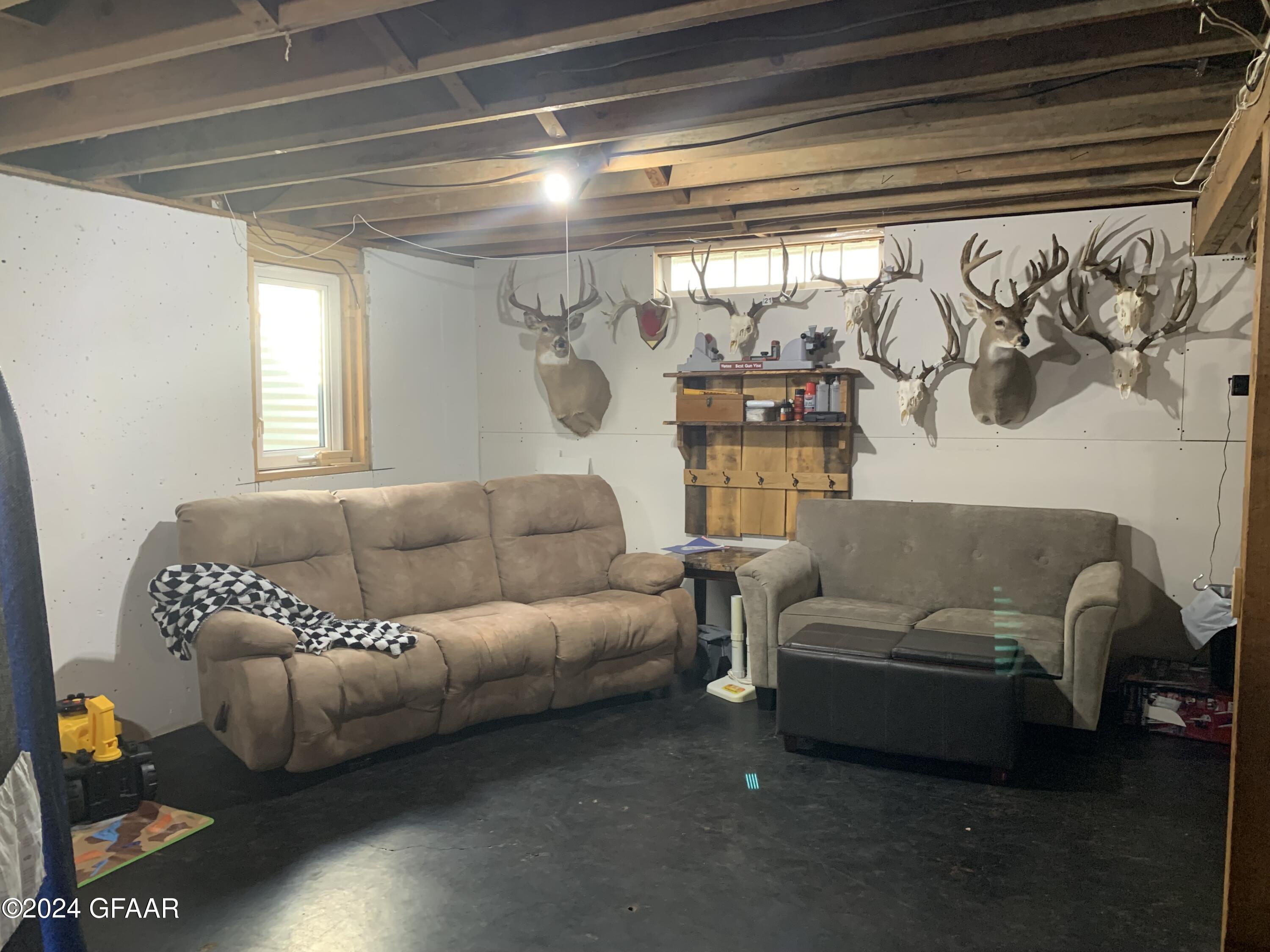 411 EMMERLING CIRCLE Circle