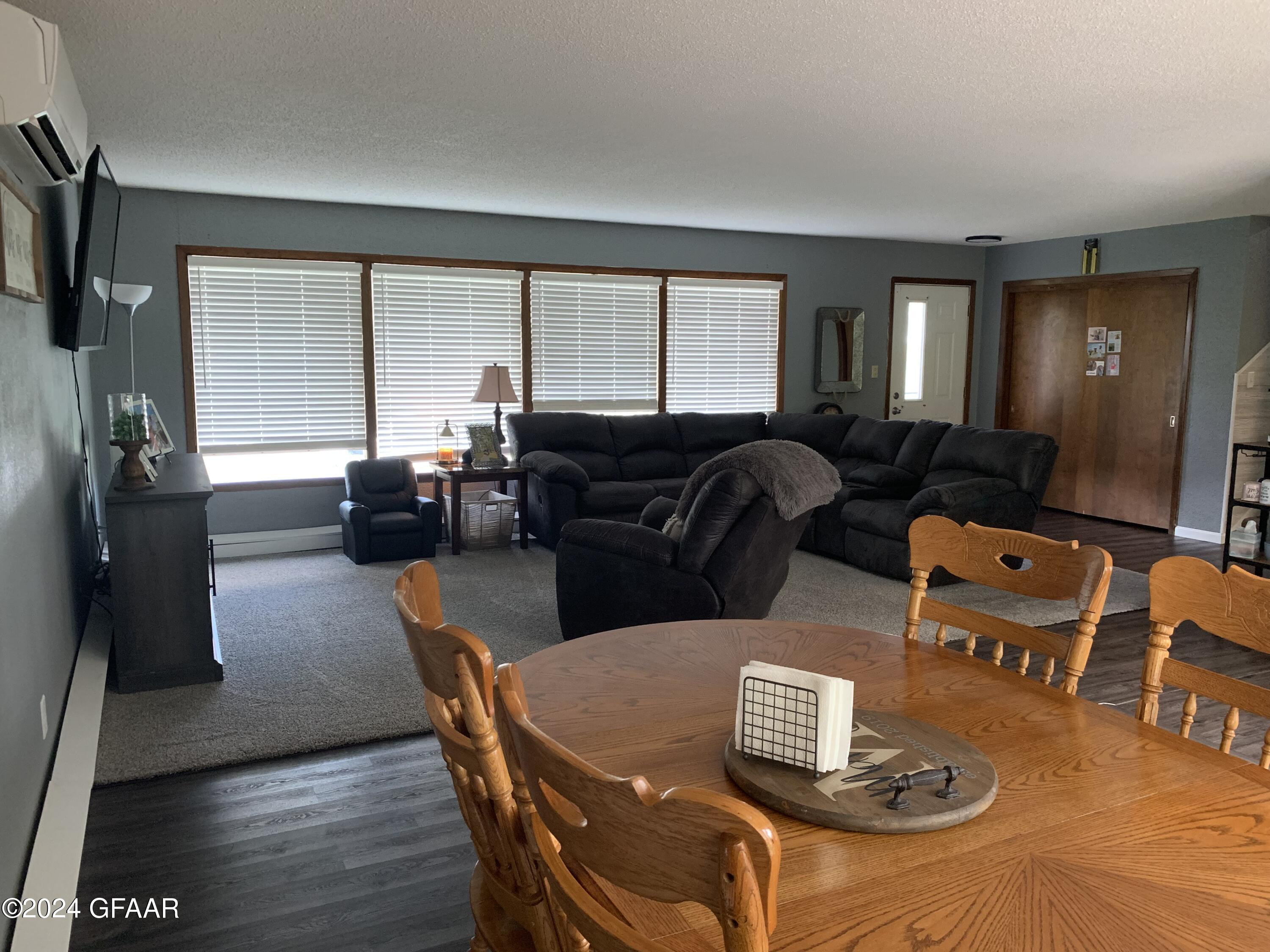 411 EMMERLING CIRCLE Circle