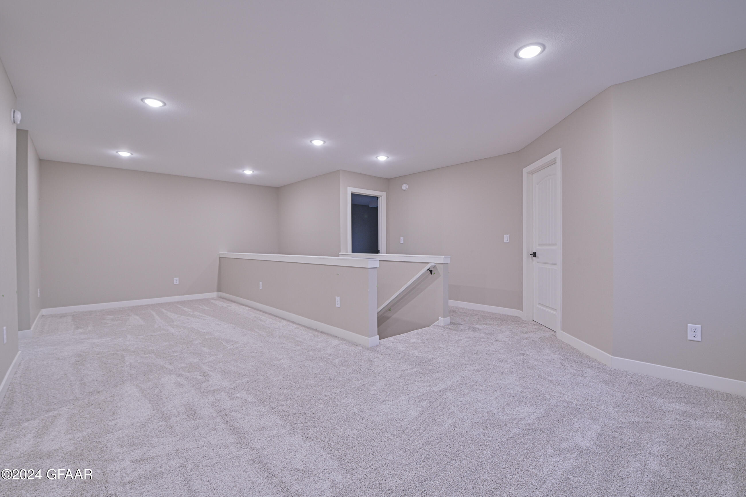 5943 SYLVIA Circle