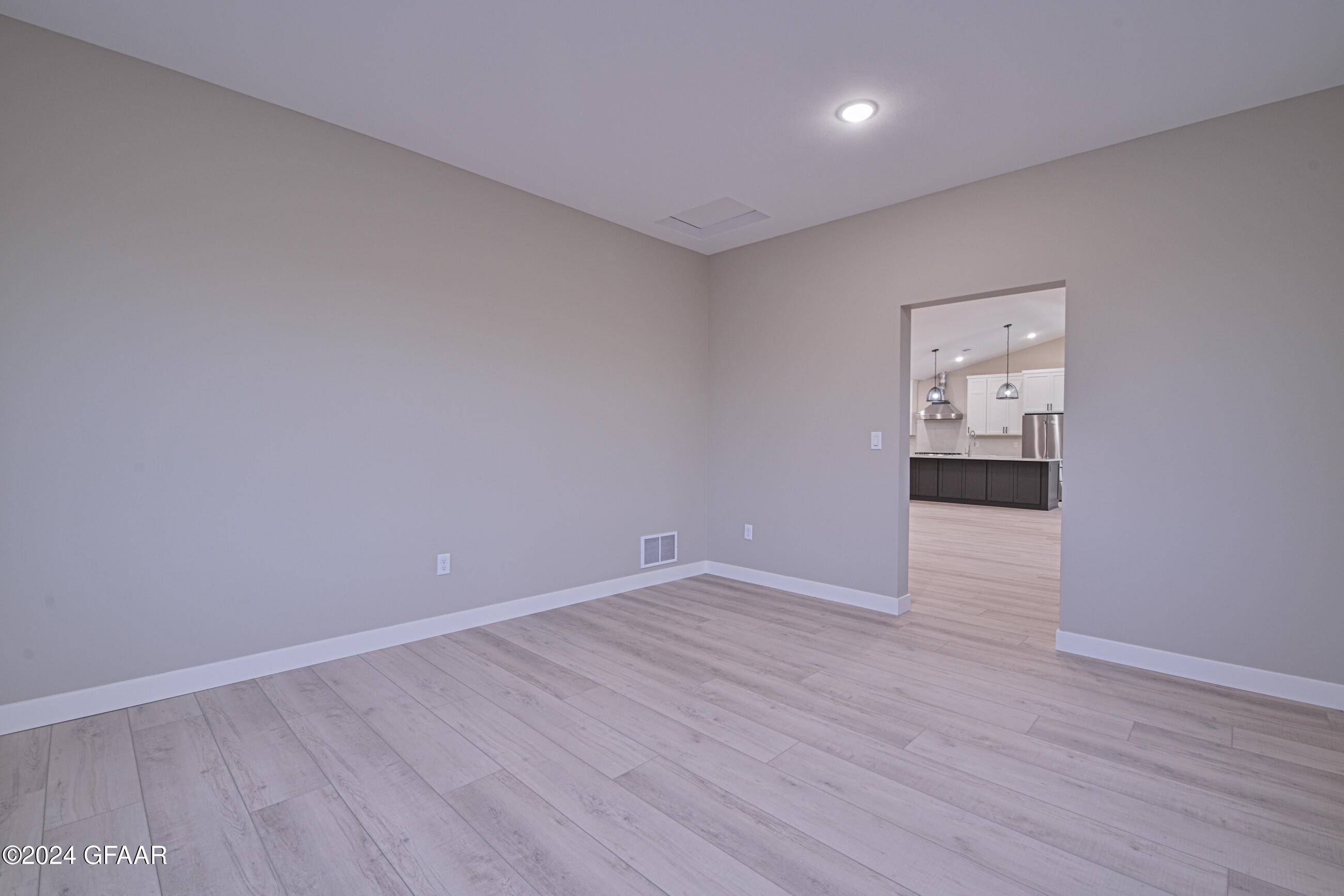 5943 SYLVIA Circle