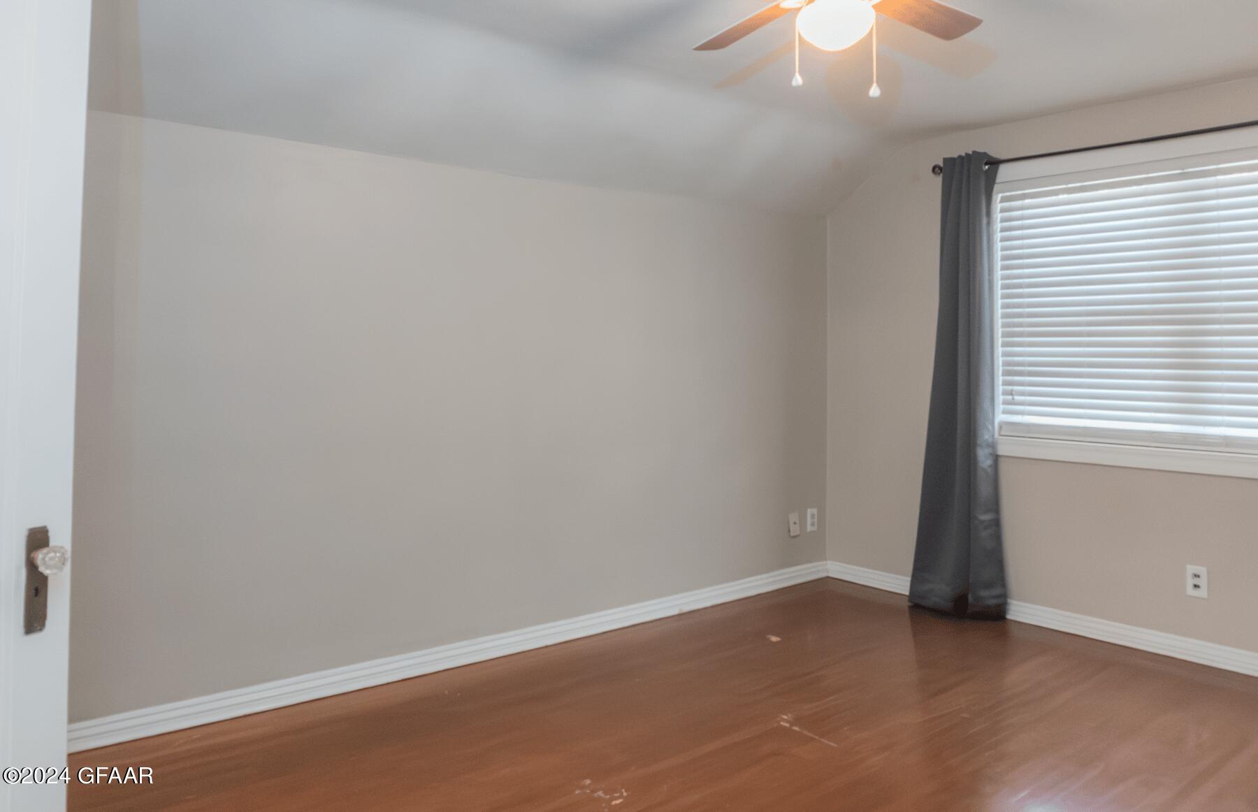 1405 WALNUT Street