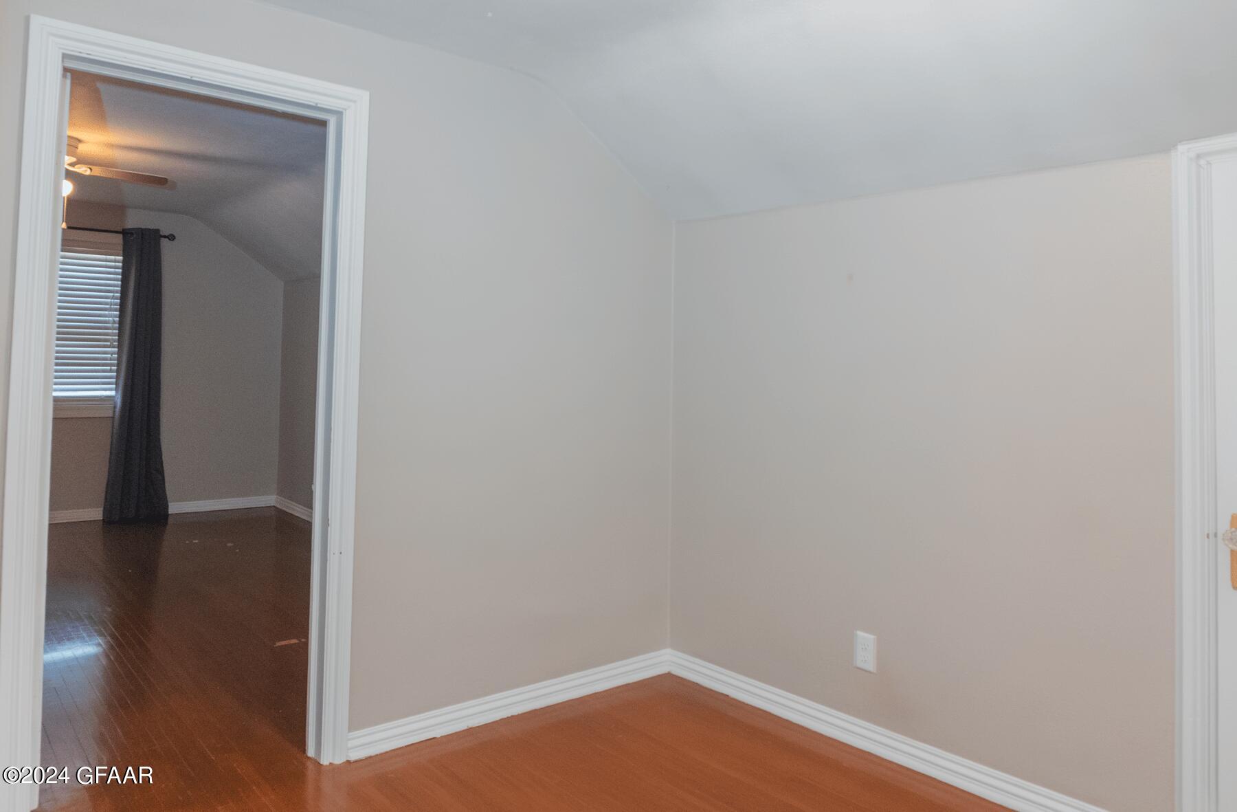 1405 WALNUT Street