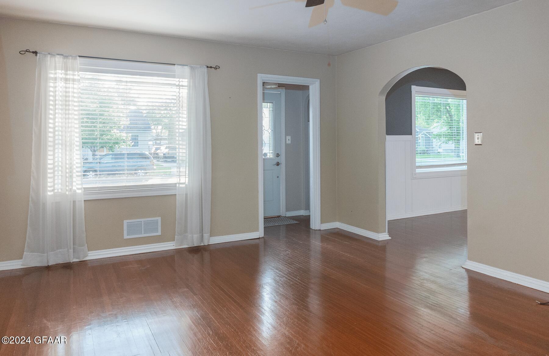 1405 WALNUT Street
