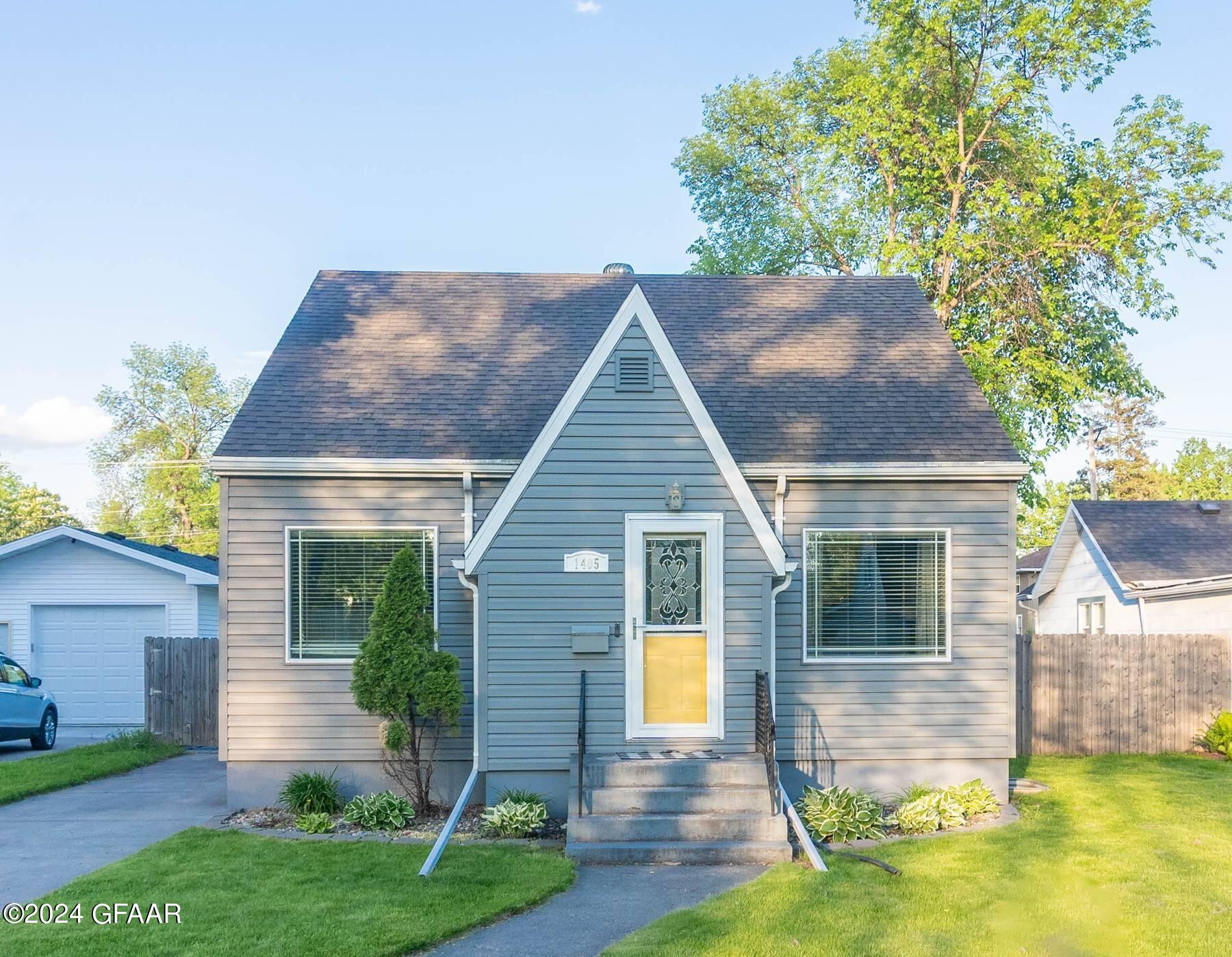 1405 WALNUT Street