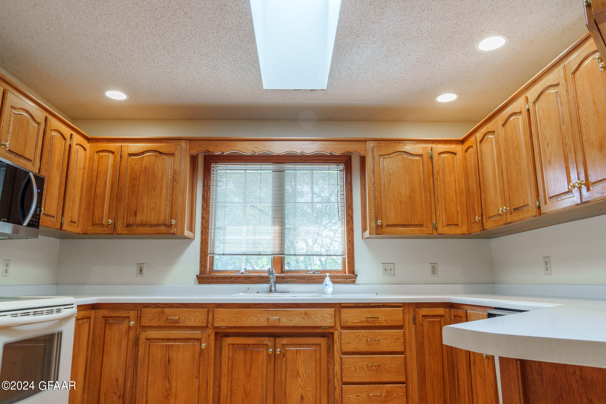 822 BYGLAND Road SE