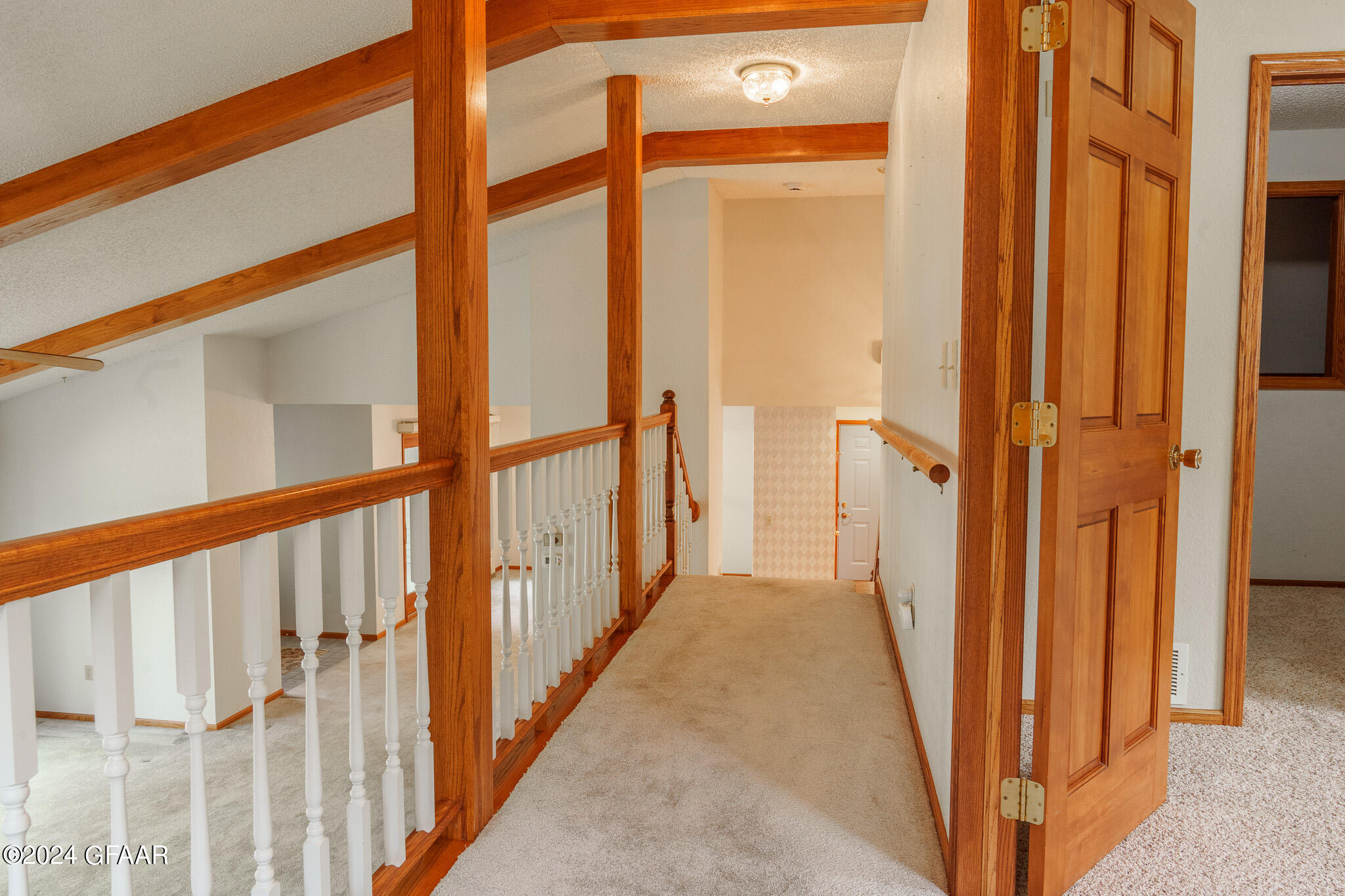822 BYGLAND Road SE