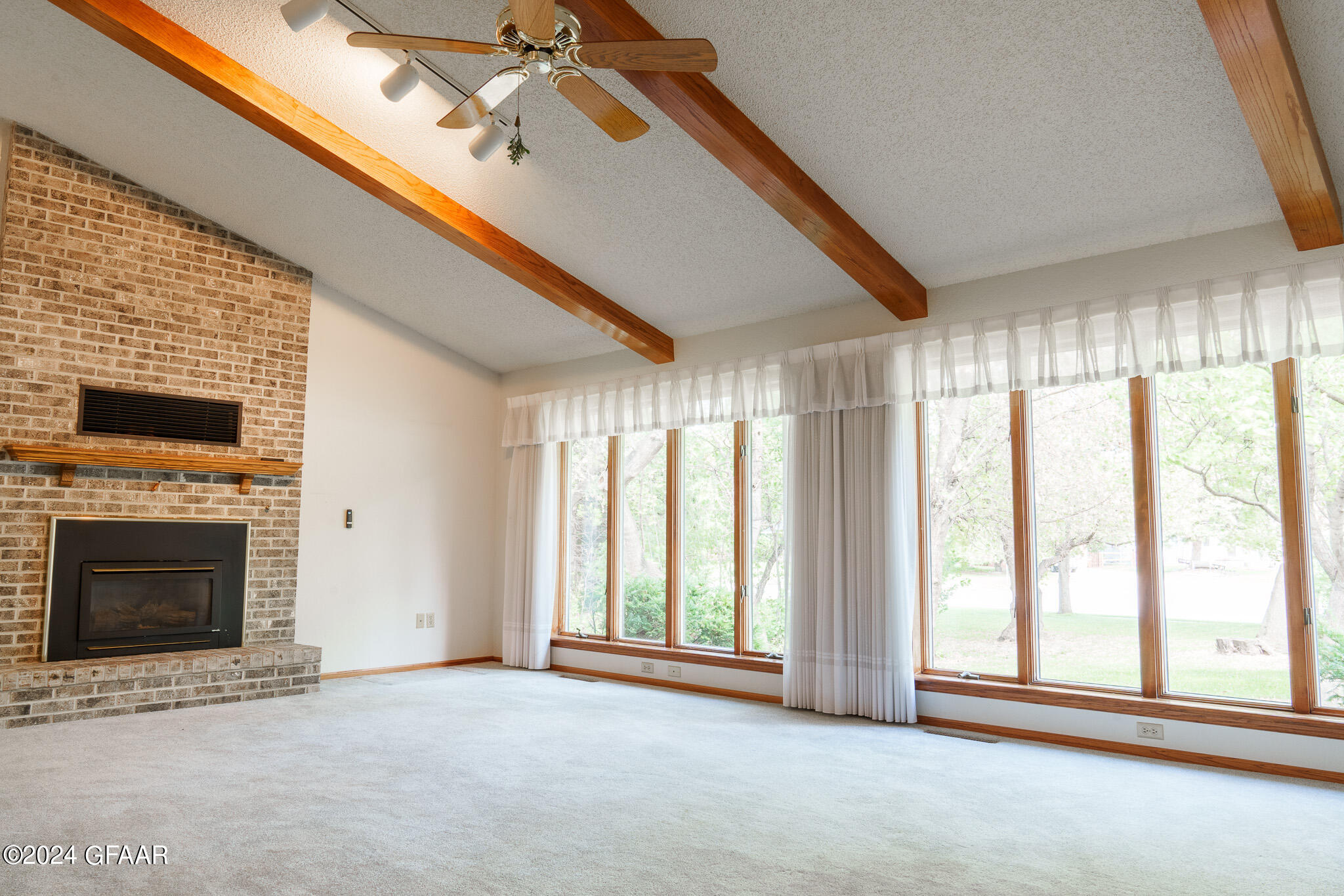 822 BYGLAND Road SE