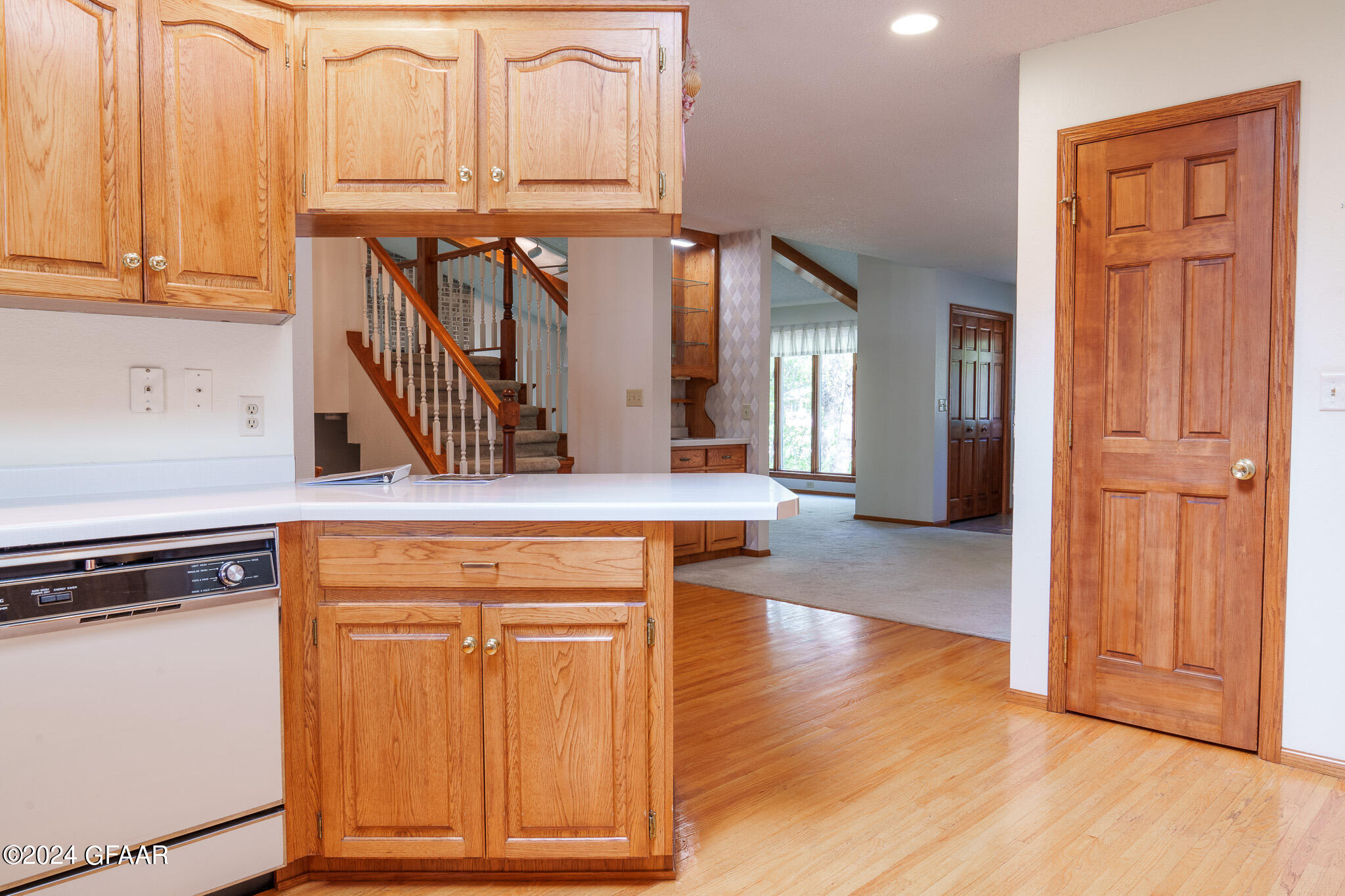 822 BYGLAND Road SE