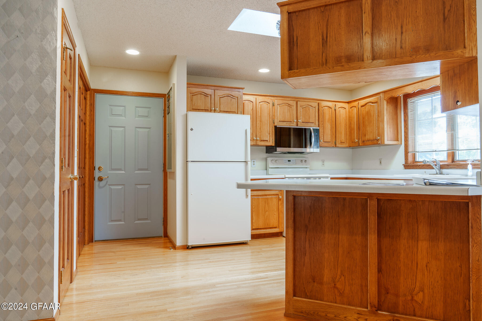 822 BYGLAND Road SE