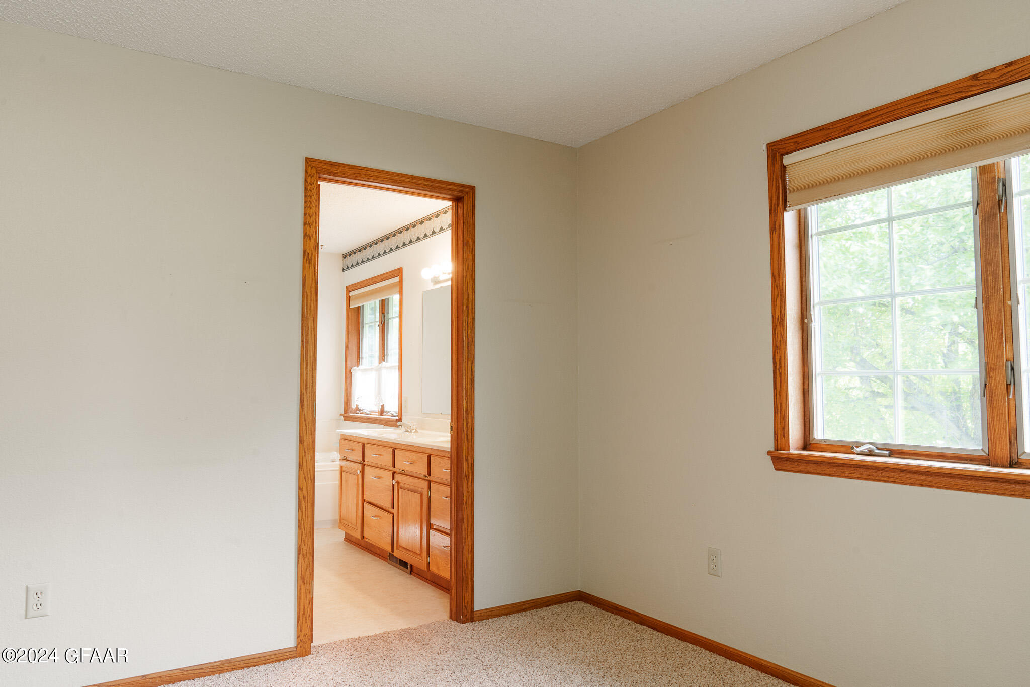 822 BYGLAND Road SE