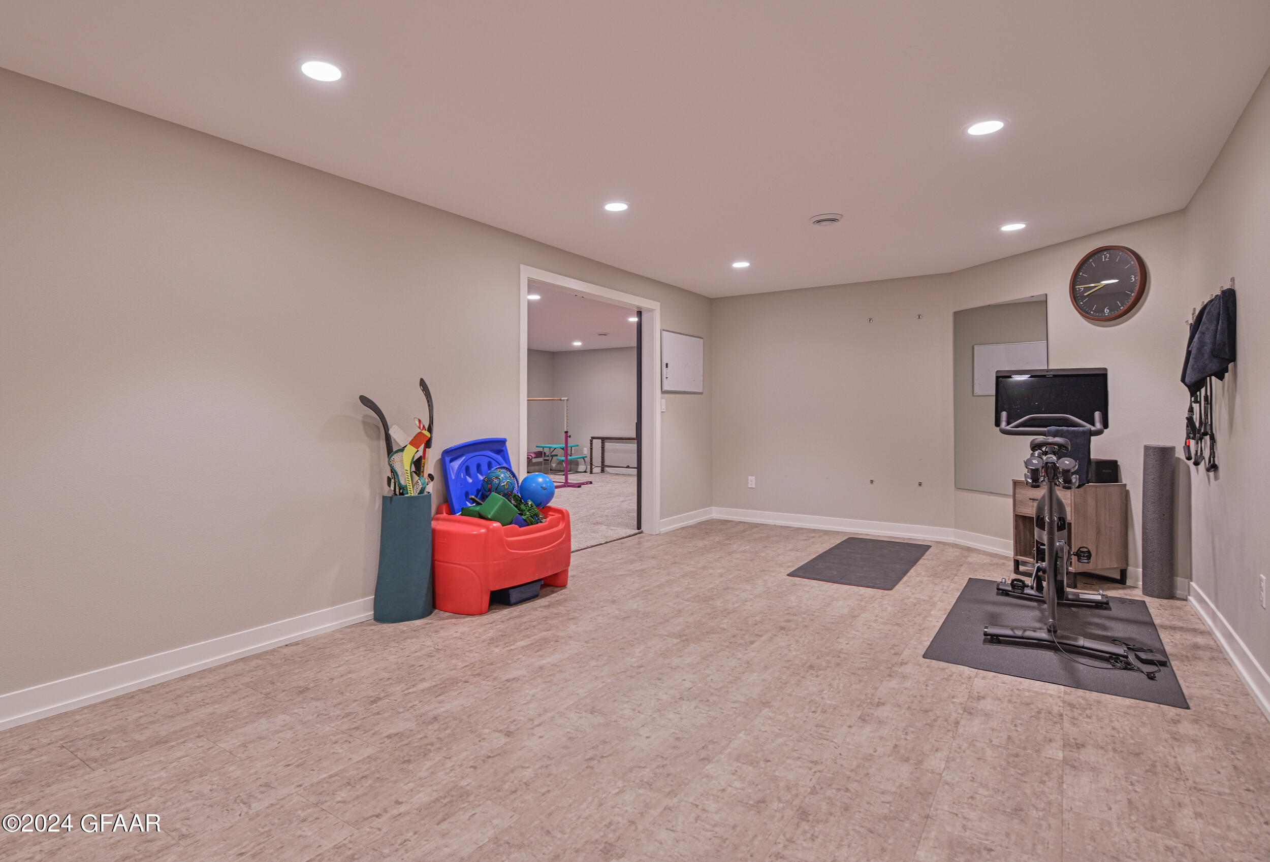 5491 COURTYARD Drive