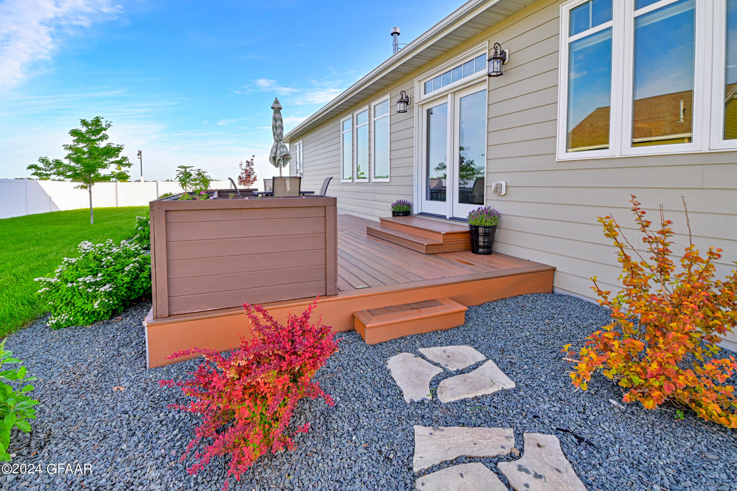 5491 COURTYARD Drive
