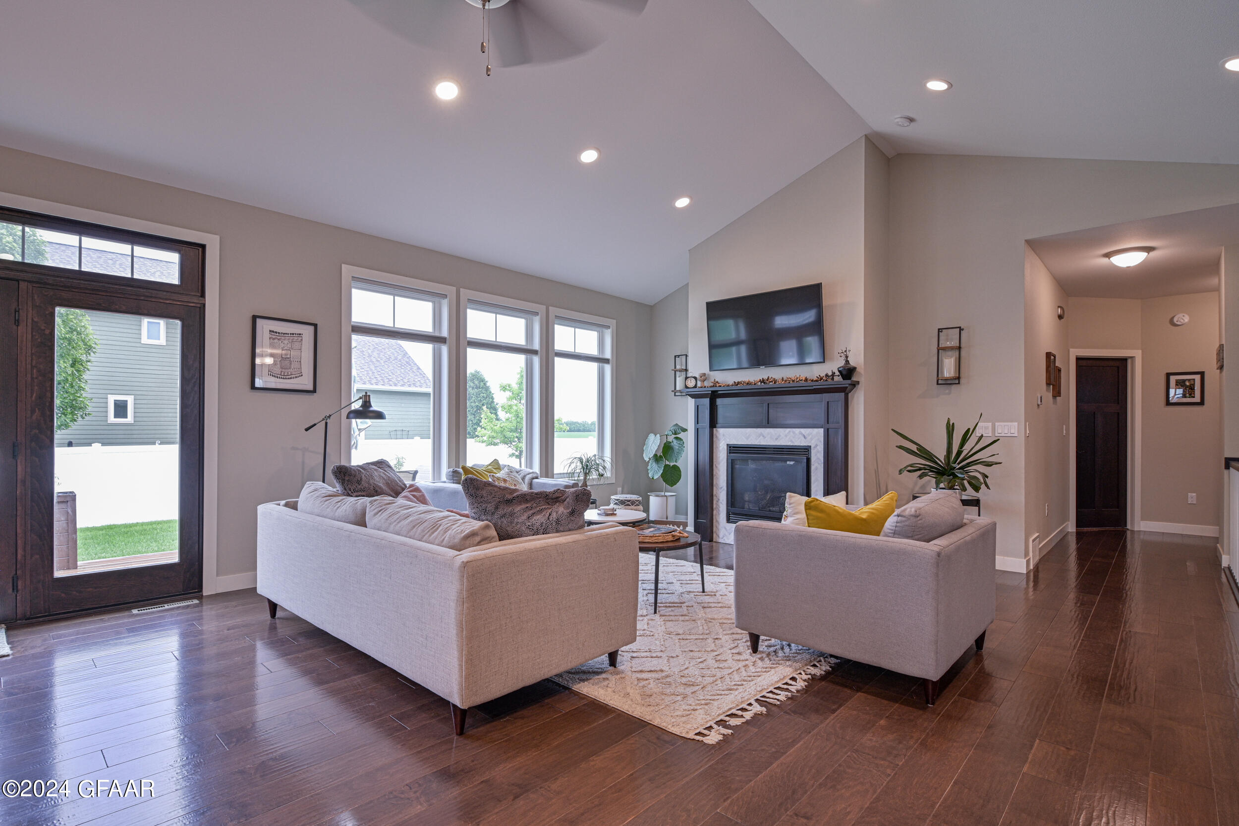 5491 COURTYARD Drive