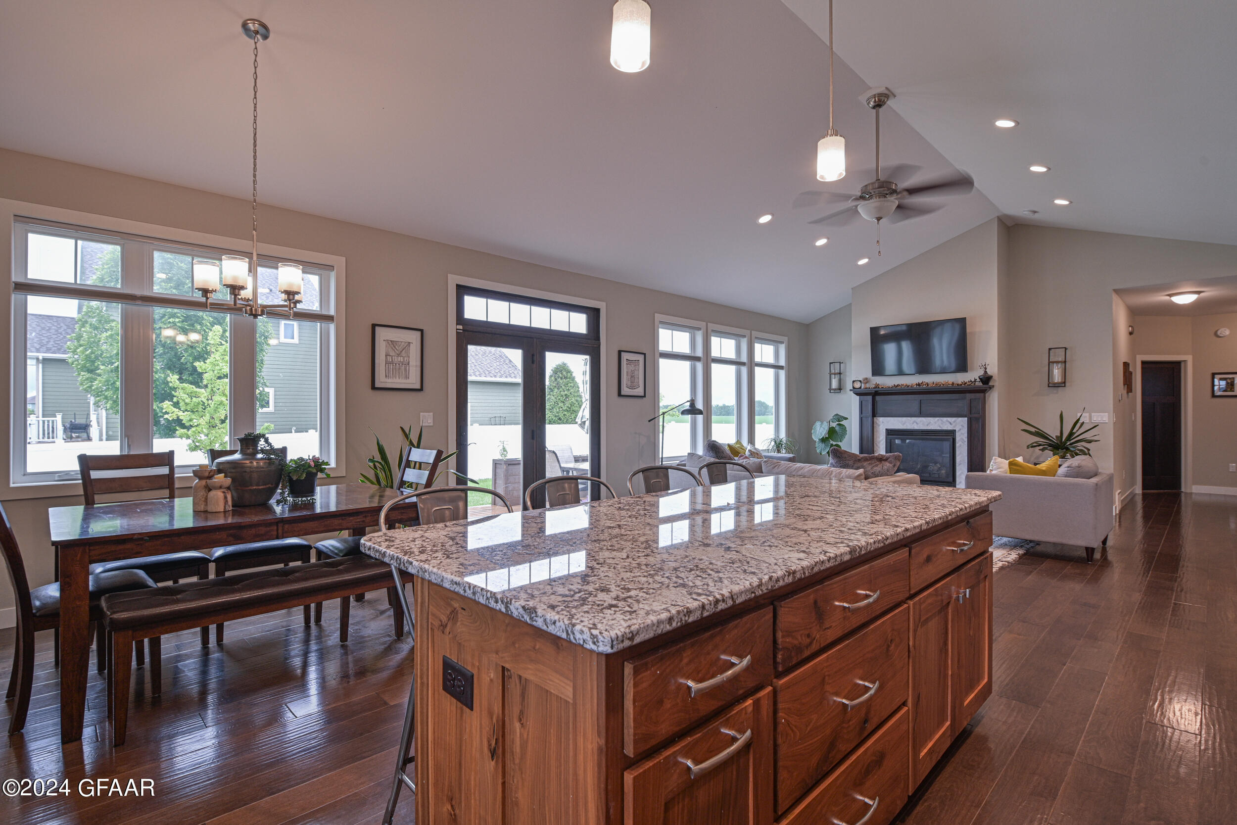 5491 COURTYARD Drive