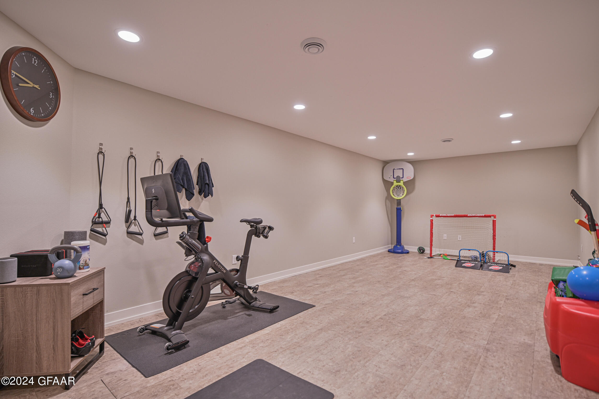 5491 COURTYARD Drive