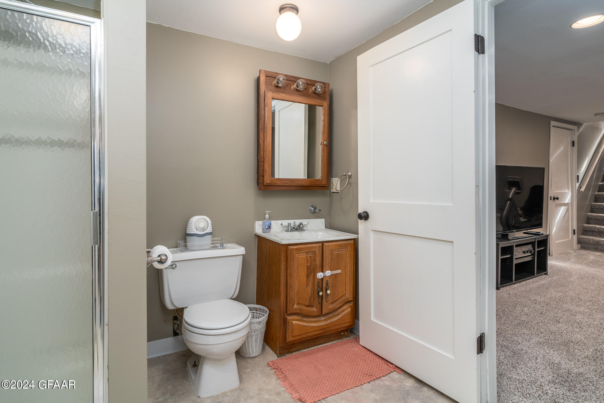 709 COTTONWOOD Street