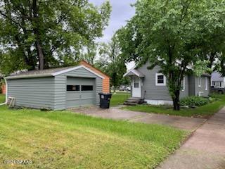 801 S 10TH Street