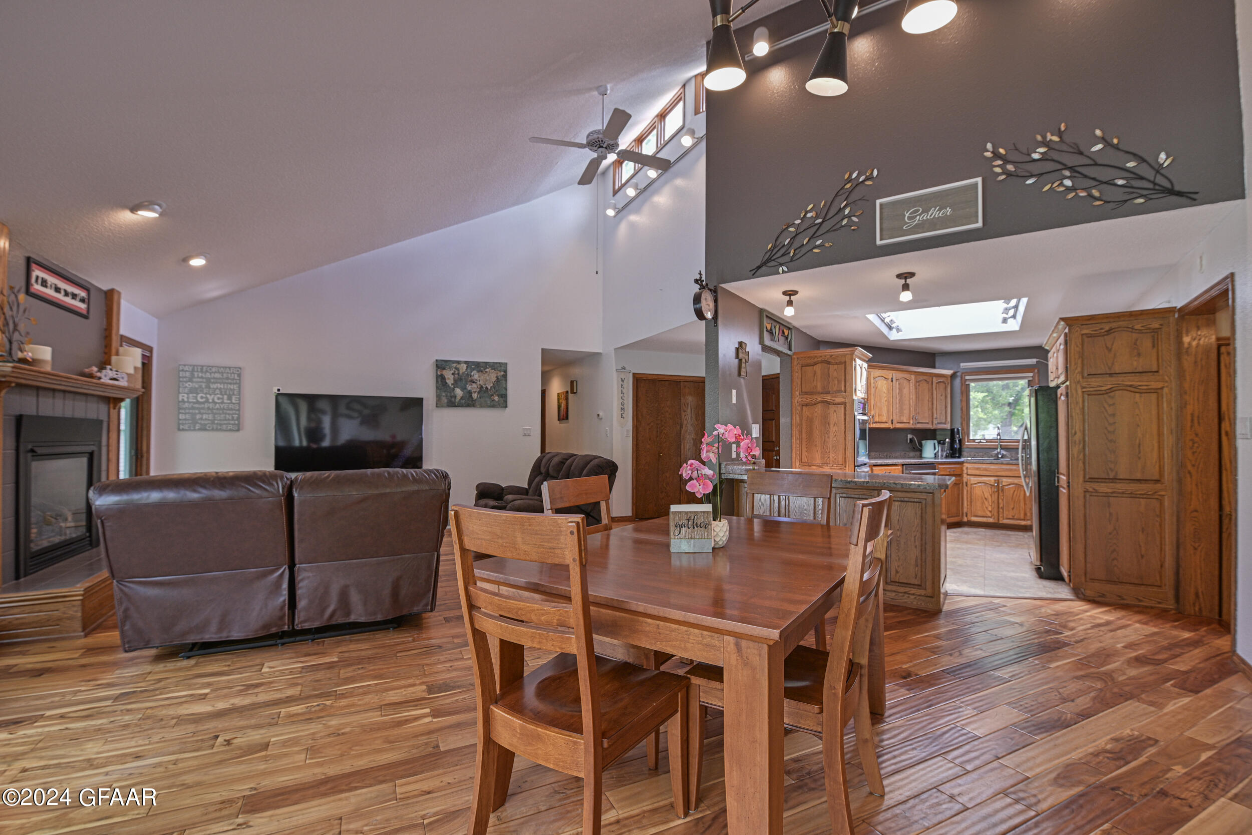 1310 KUSTER Court