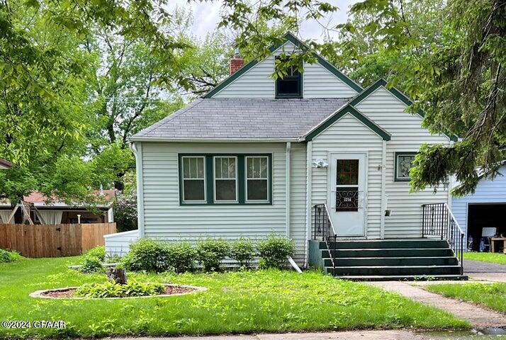 1216 CHESTNUT Street