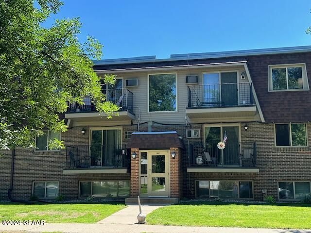 1815 21ST Avenue S, #105
