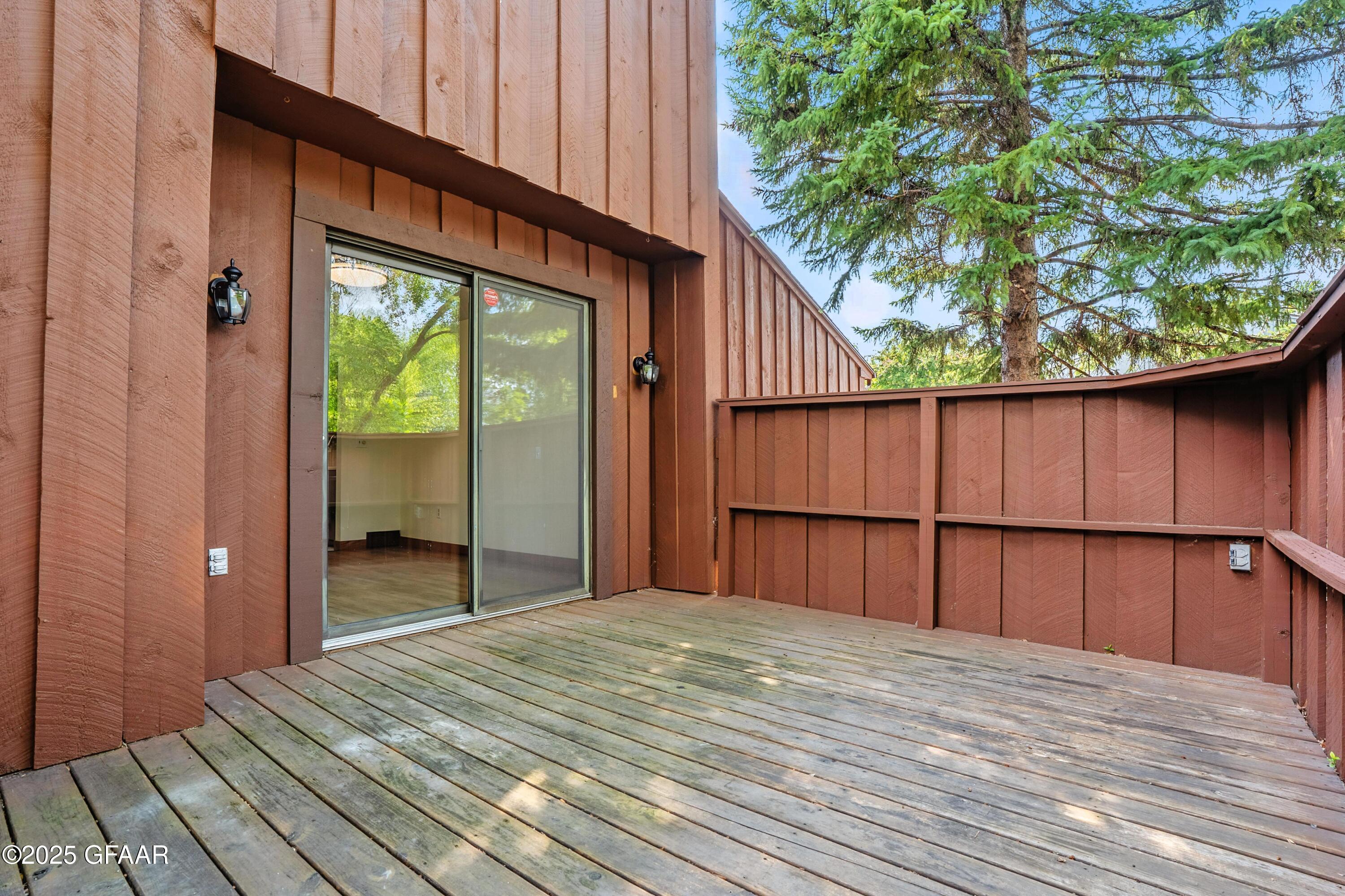 618 HIGH PLAINS Court