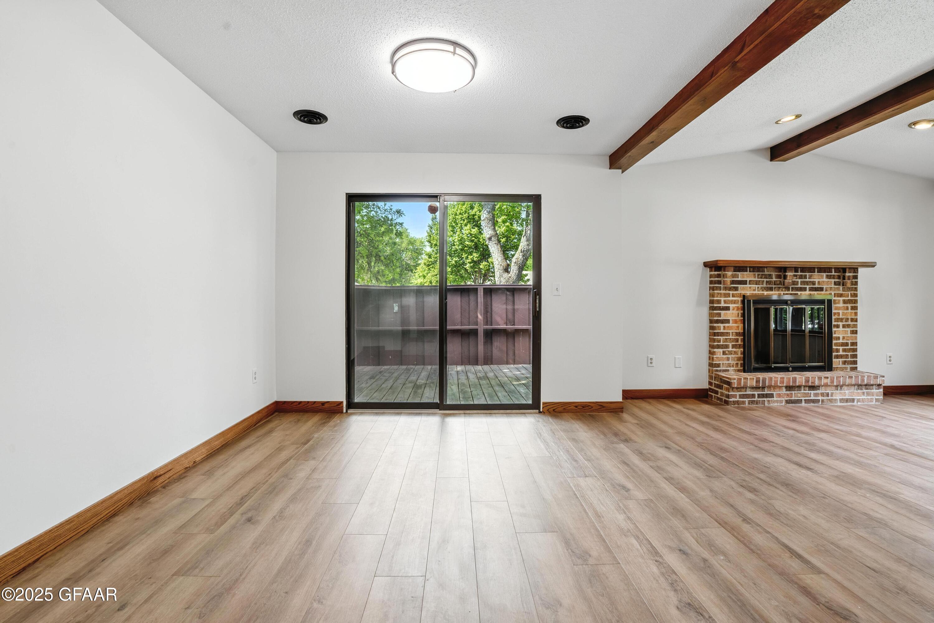 618 HIGH PLAINS Court