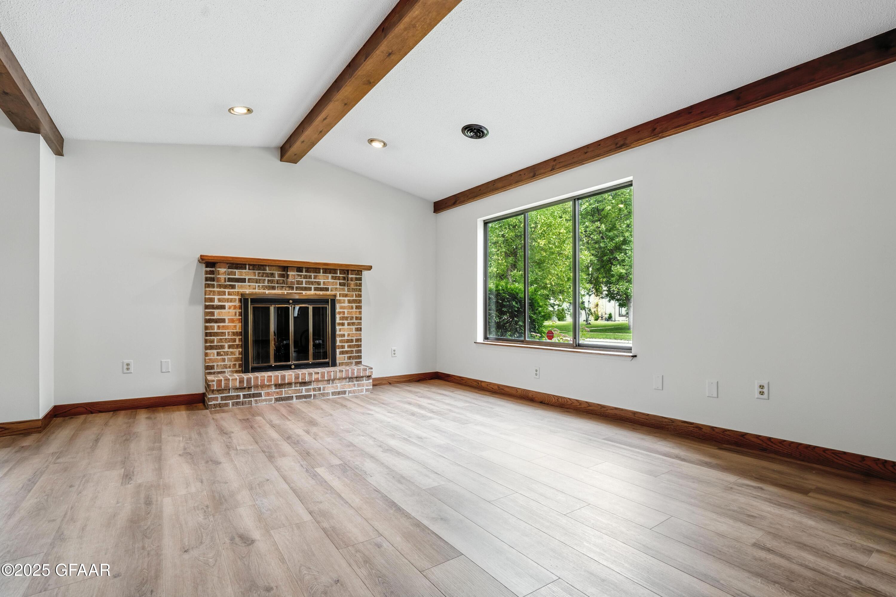 618 HIGH PLAINS Court
