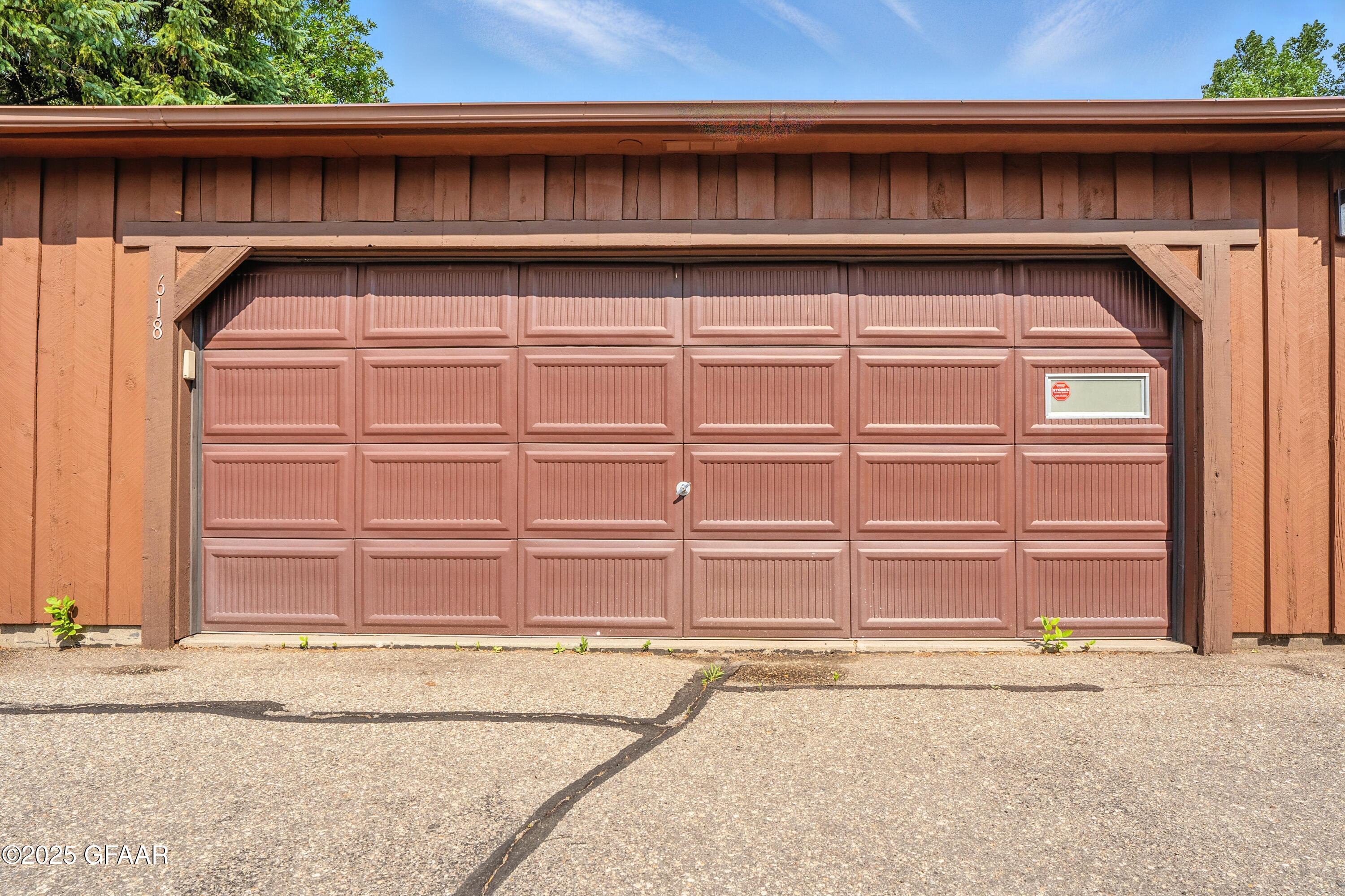 618 HIGH PLAINS Court