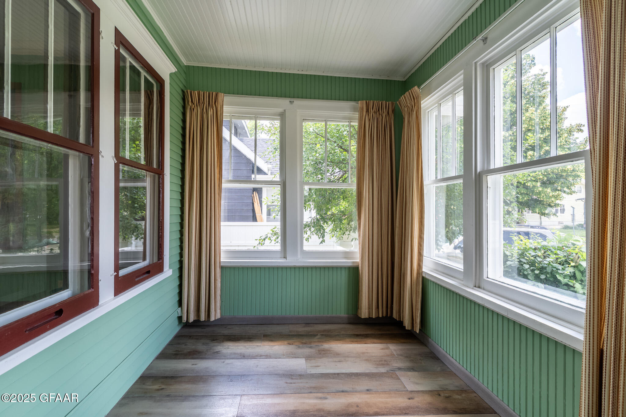 1017 CHESTNUT Street